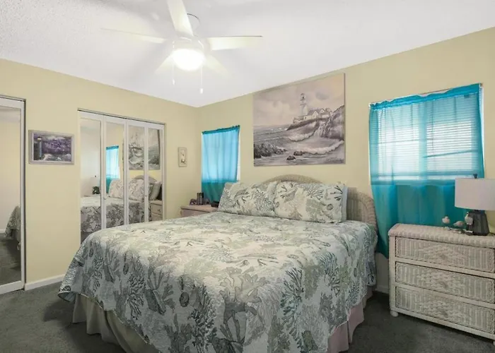 Summer House West B103